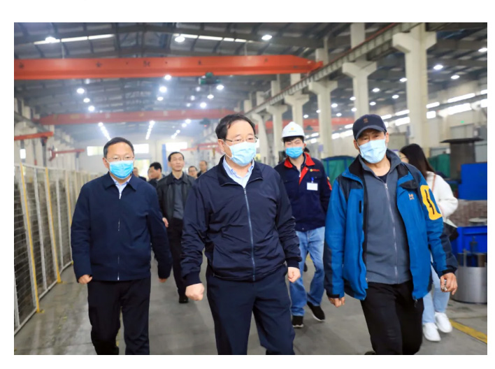 省经信厅牛弩韬厅长一行莅临开云app登录入口调研